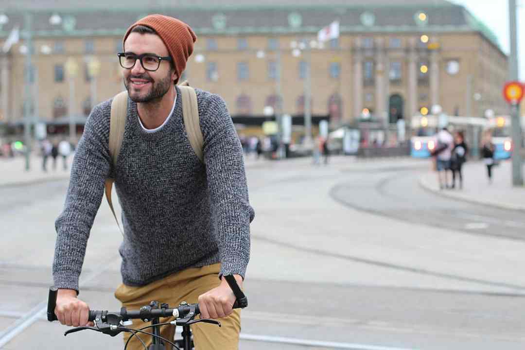 19 Cool Beanies for Males With Type (2022): Males’s Beanie Hat Concepts