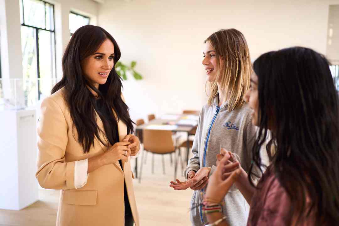 Meghan Markle Demonstrates Enterprise-Informal Fashion Whereas Visiting a Nonprofit in Amsterdam